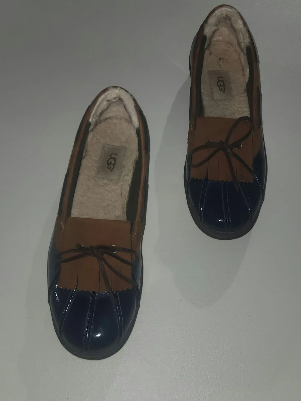 UGG Haylie Low Top Rain Shoes Size 10